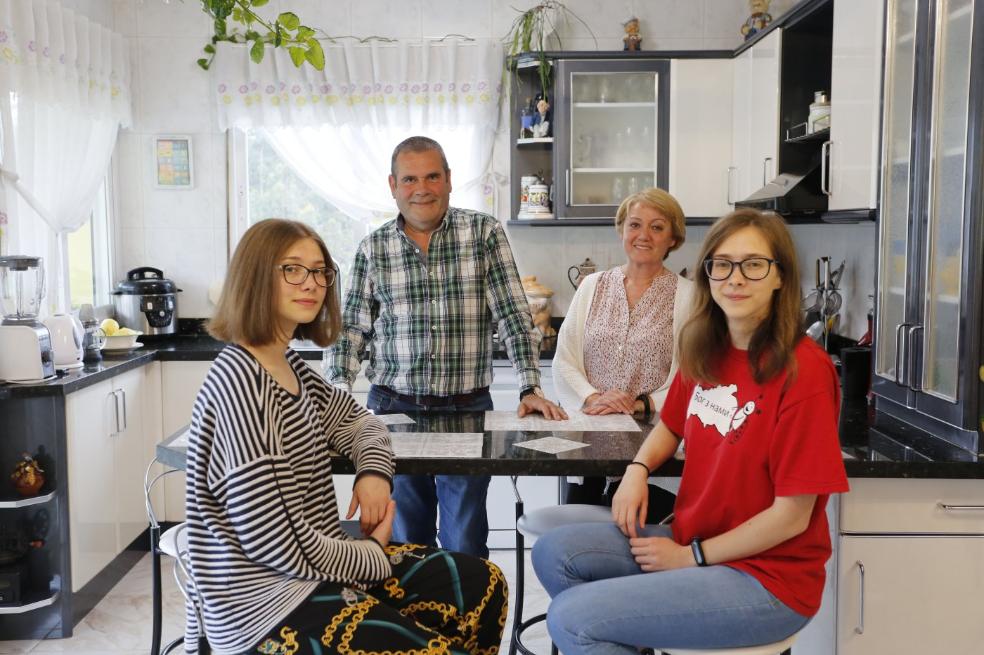«Nos repartimos las tareas del hogar para hacer la vida más fácil»