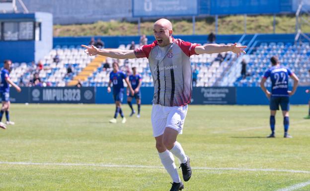 El Avilés remonta y coge aire en Móstoles