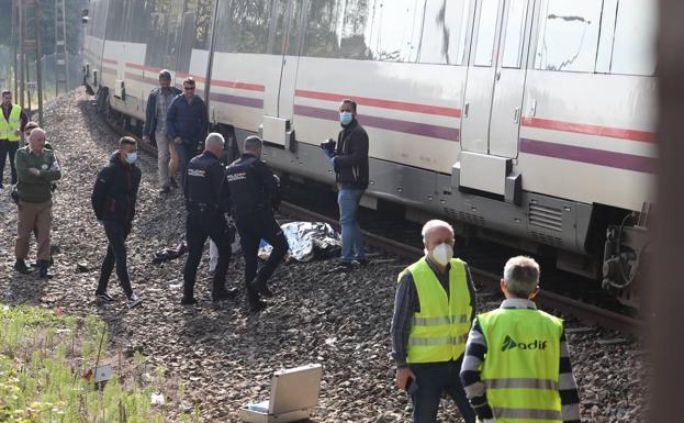 Fallece un hombre en las vías del tren en Gijón