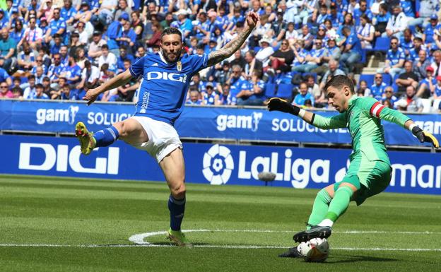 El Real Oviedo da otro paso hacia el 'play off'