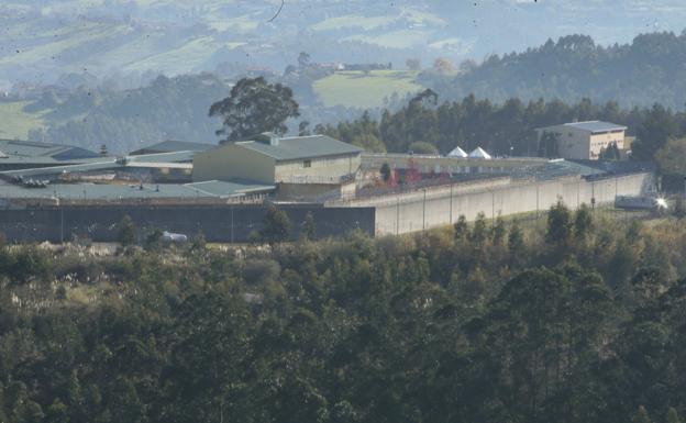 La Fiscalía solicita 15 años de prisión para el preso acusado de matar a otro en la cárcel