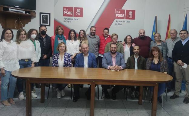 Luz verde a la comisión ejecutiva del PSOE de Siero presidida por Juan Cofiño