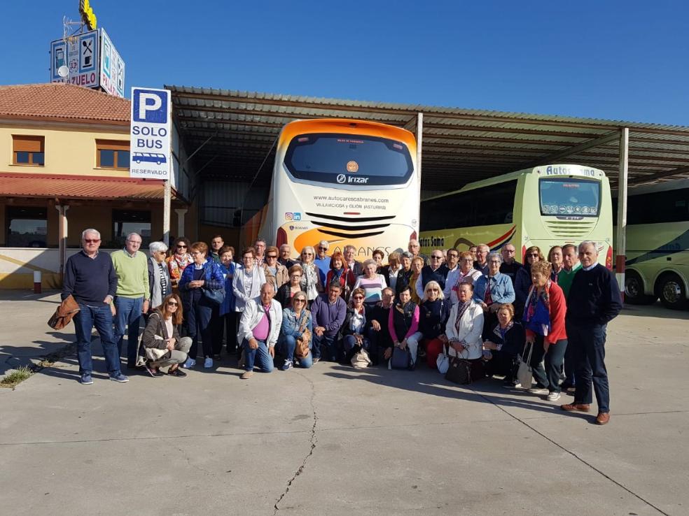 'Grano de Oro' a la resiliencia de los mayores de Cabranes