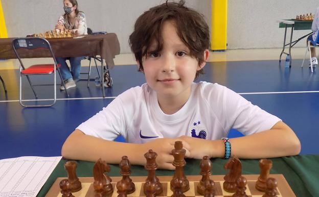 Vetusta y Naranco comparten liderato en el regional sub 12