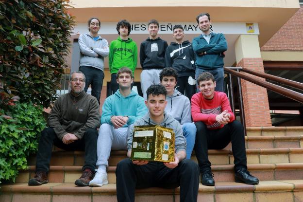 Un culín estratosférico lanza Nava