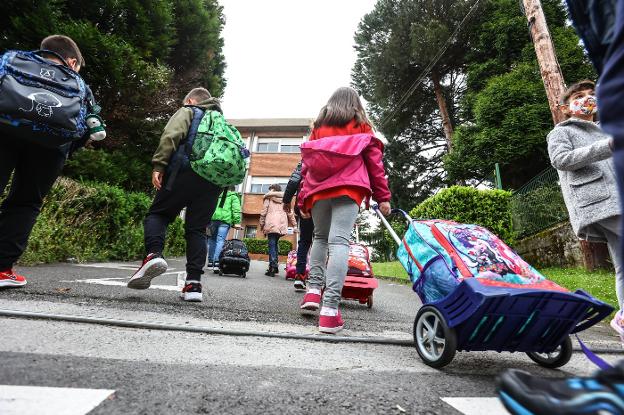 El número de escolares repetidores en Primaria se redujo a la mitad en pandemia