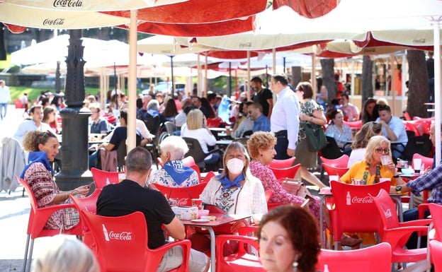 Un juzgado obliga a readmitir a un hostelero excluido de las casetas de San Mateo