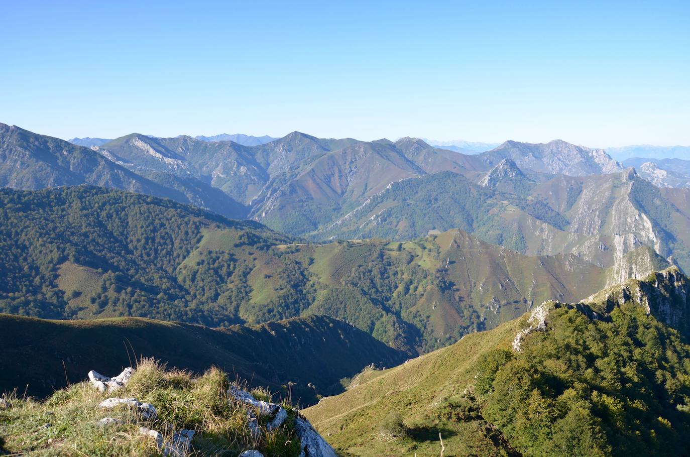 Circular al Cuyargayos desde Soto de Agues: una ruta para conocer el territorio único de Redes