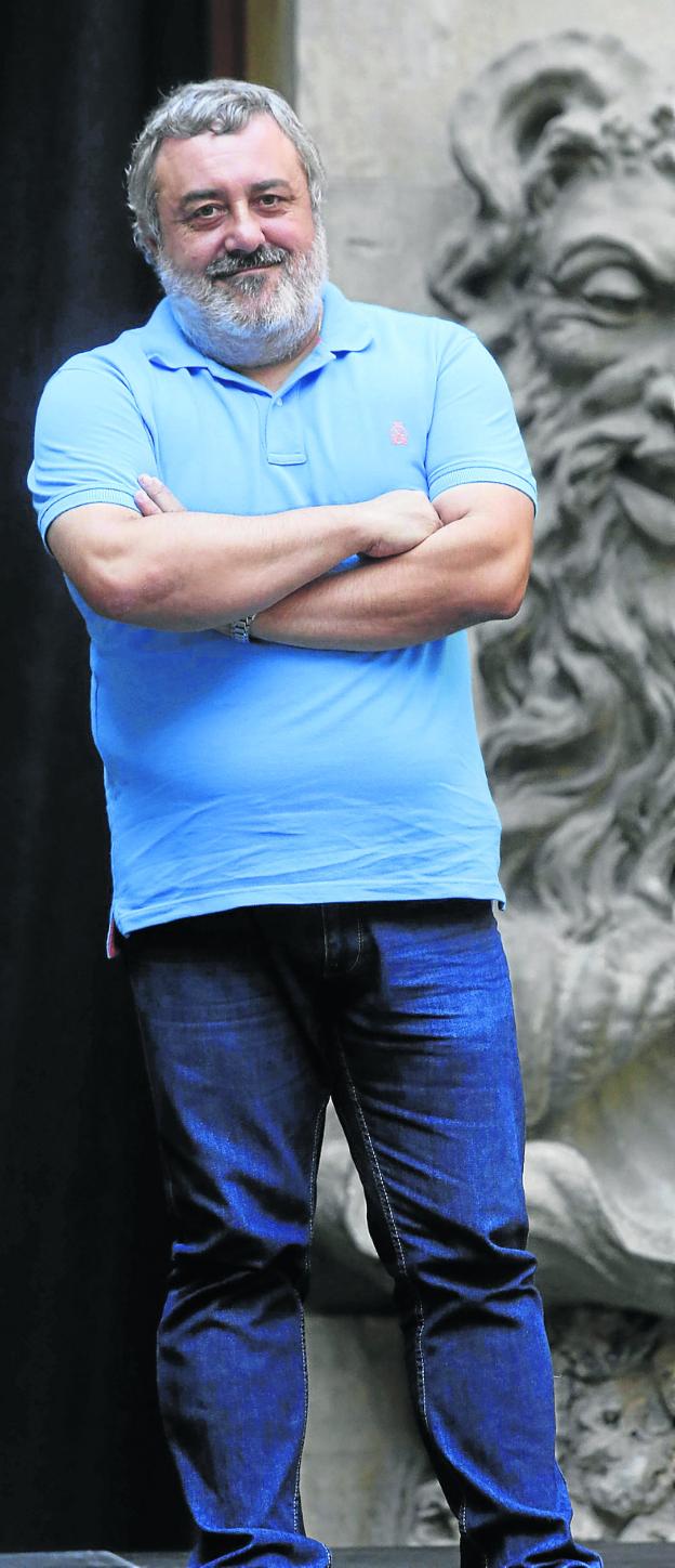 «Interésame non la Historia, sinon los relatos que concasen con ella»