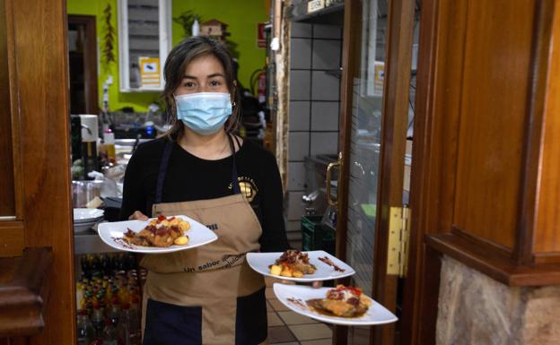 Llanera celebra las Jornadas Gastronómicas del Cachopín de San Isidro