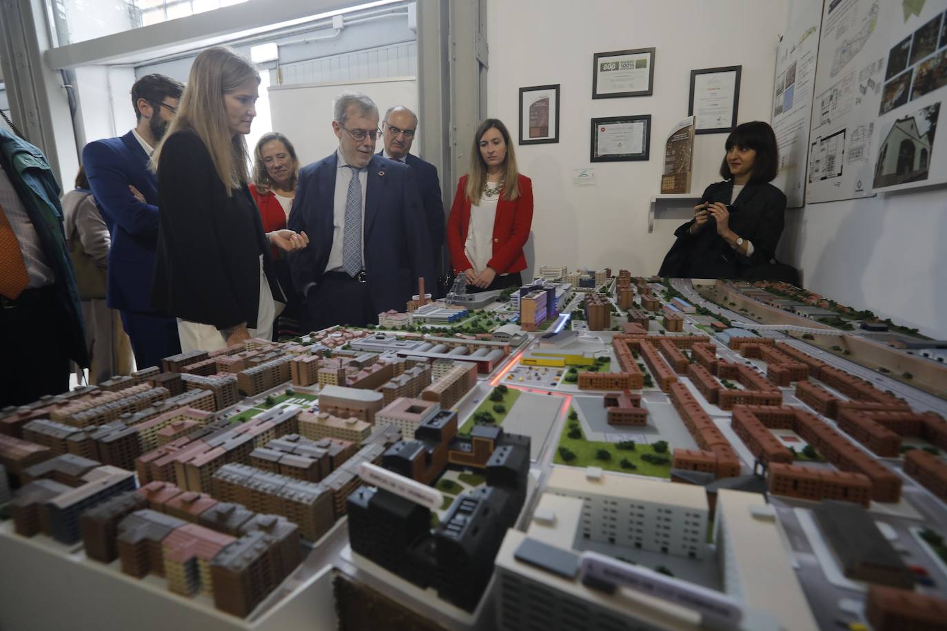 El Gobierno descarta alargar la vida de las térmicas y centra su política en las renovables