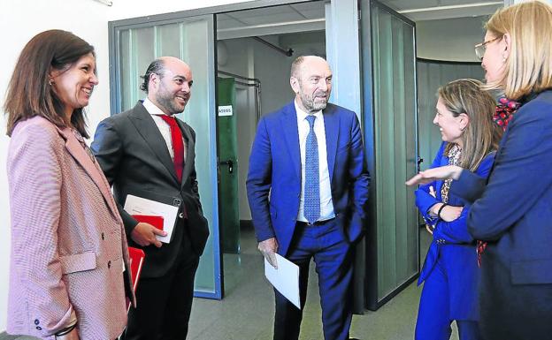 «Reparar la pérdida de población solo con inmigración no es una solución»