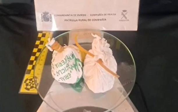 Detenido un vecino de Tineo con cien gramos de cocaína en un control rutinario en Salas