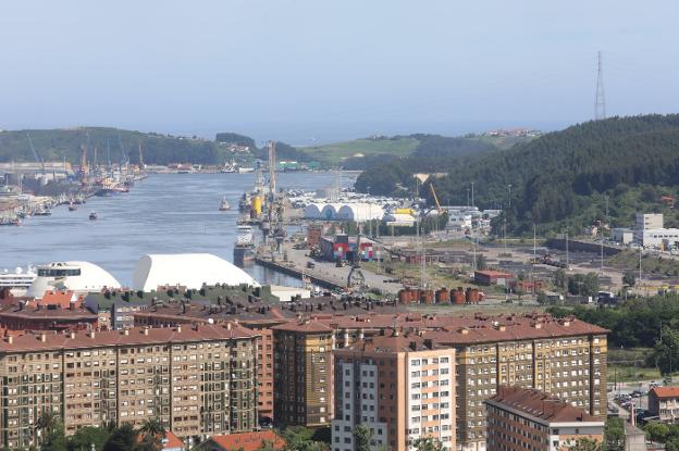 El relleno de la ría entre los muelles de Valliniello y Arcelor habilitará 27.000 metros cuadrados