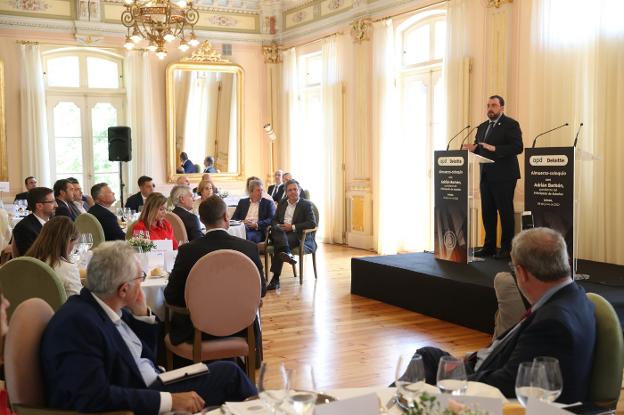 Los empresarios asturianos exigen reducir la burocracia y mayor agilidad para los fondos europeos