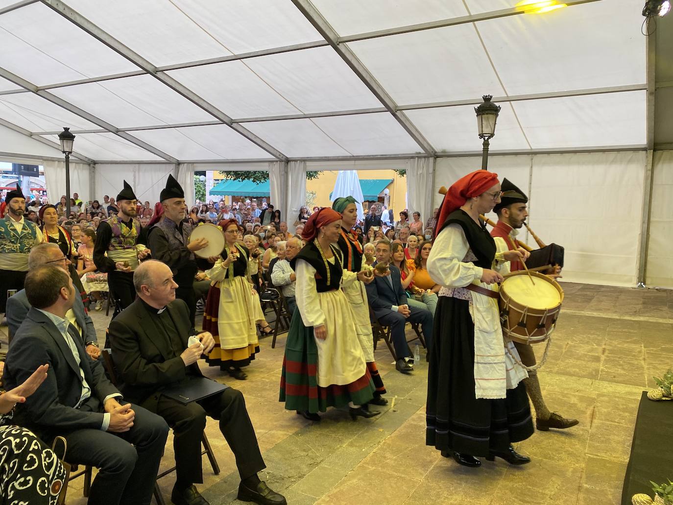 Cangas de Onís ya vive sus fiestas de San Antonio