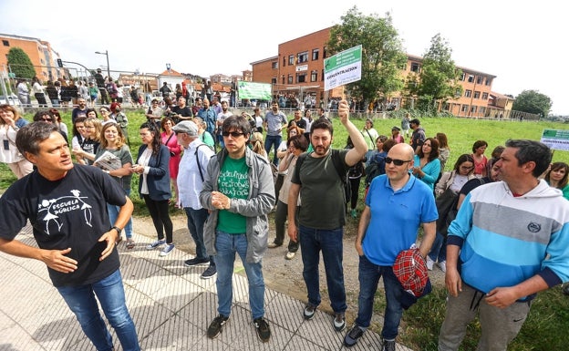 «Los 50.000 euros anunciados por Educación son una cortina de humo»