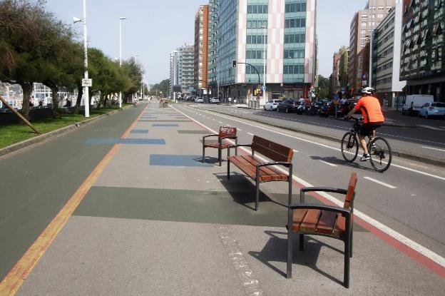 Las obras para restituir el tráfico en el 'cascayu' arrancan el lunes con la retirada del mobiliario