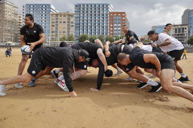 Homenaje de los Barbarians al Sporting