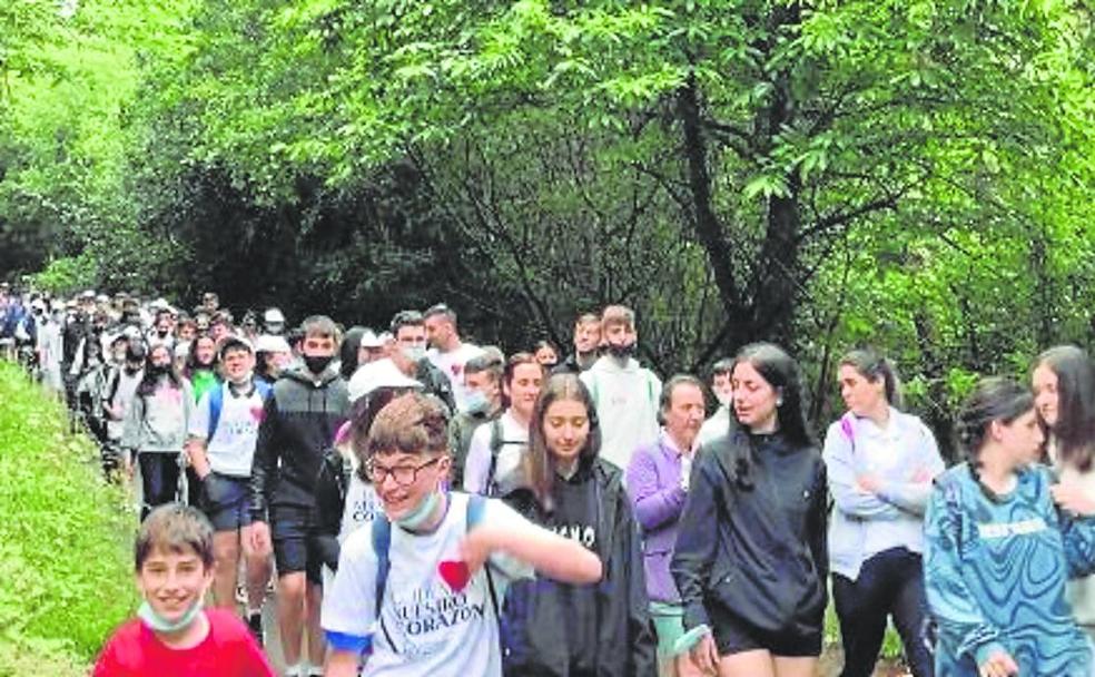 200 corazones en ruta por Taramundi