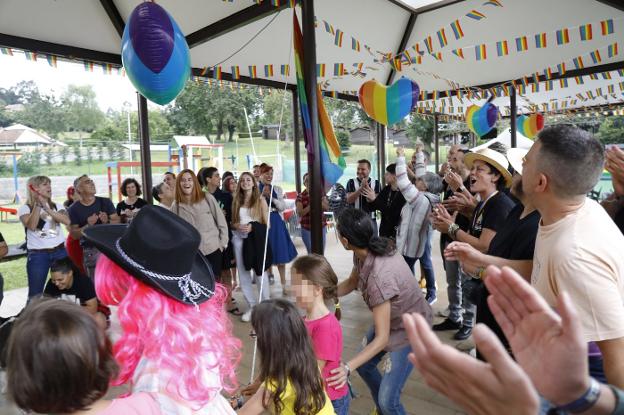 Lágrimas de orgullo por Juanita Calamidad