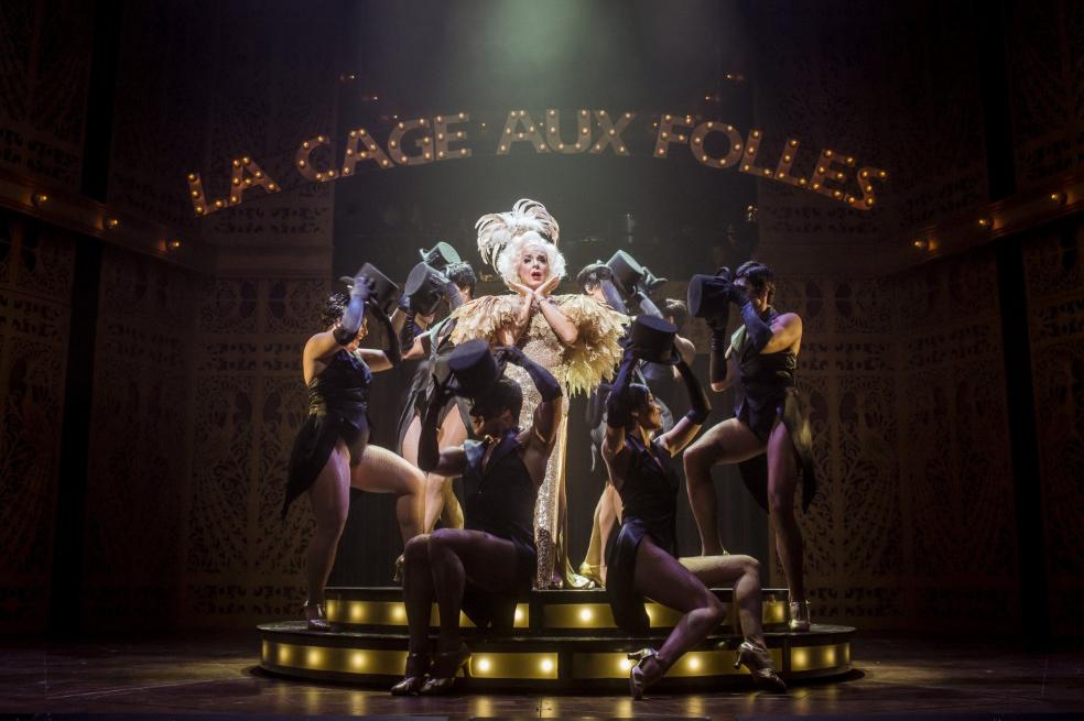 Una fiesta llena de alegría para salir de la jaula