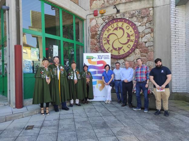 El Festival de la Sidra estrena una comida en la calle y alarga un día las verbenas