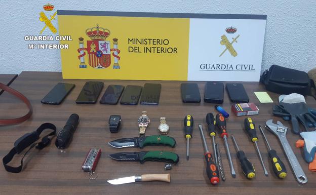 Tres detenidos en Oseja de Sajambre por el robo en una gasolinera de Llanes