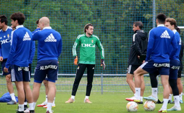 Femenías se despide del Real Oviedo: «Ha sido una etapa inolvidable»