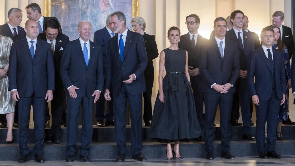 El vestido 'low cost' de la nieta de Joe Biden por menos de 40 euros