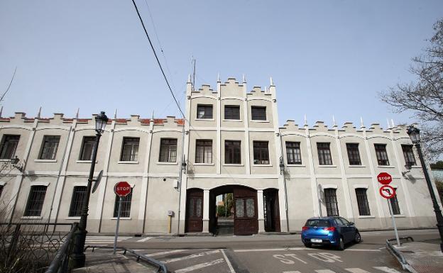 La fábrica de armas Trubia asumirá la construcción completa del 8x8 en tres meses