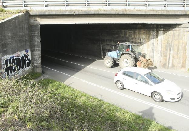 Siero revisará el proyecto de la senda entre Lugones y la Fresneda para abaratarlo