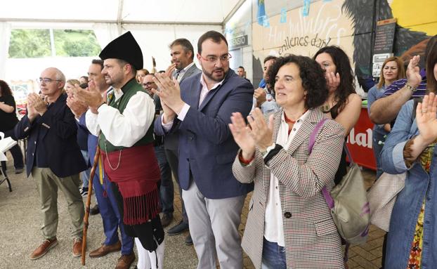 El Principado abrirá una oficina para las quejas de los hablantes de asturiano