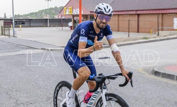 Valverde vuelve a entrenar tras su atropello