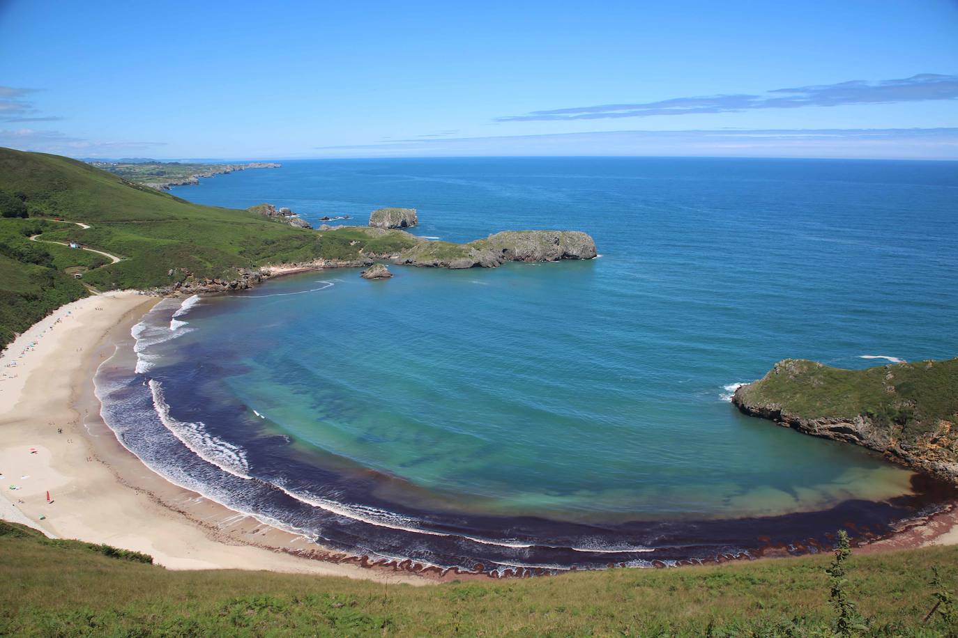 Playas espectaculares de Asturias que no puedes perderte este verano