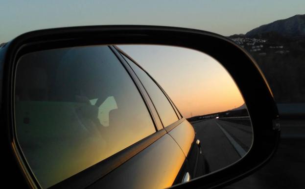 La técnica que baja la temperatura del coche en segundos sin usar el aire acondicionado