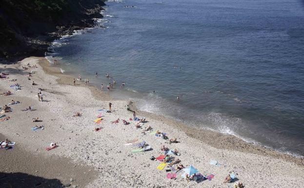 Un vecino de Arriondas de 67 años fallece ahogado en Ribadesella