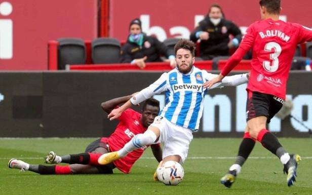 Real Oviedo | Tito cierra la cesión de Miguelón hasta final de temporada