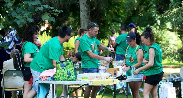 Trubia despide sus fiestas con la jira al parque de Cataluña