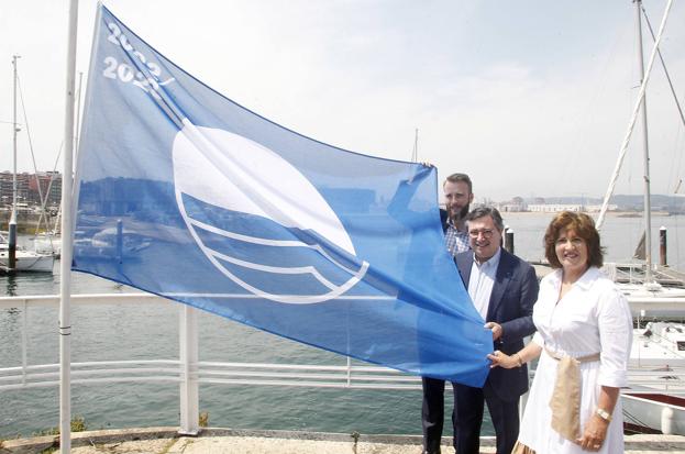 25 años de bandera azul «en busca de una mar y un mundo mejores»
