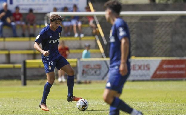 El Oviedo deja destellos en un empate sin goles ante el Eibar
