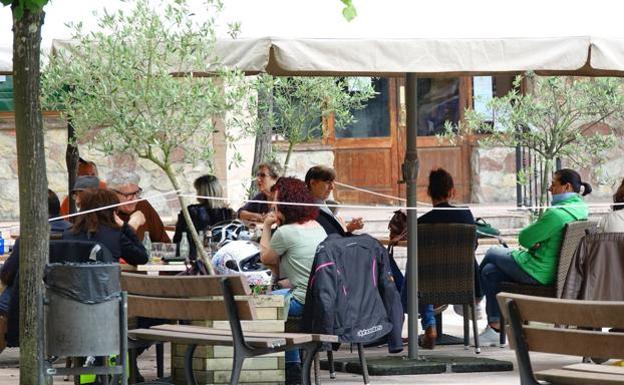 Twitter abre debate: ¿se puede consumir en un restaurante comida de otro local?