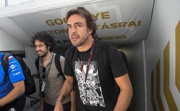 Fernando Alonso soplará este viernes 41 velas en el circuito en el que ganó por primera vez