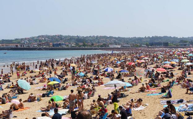 Multas en la playa que pueden alcanzar los 3.000 euros