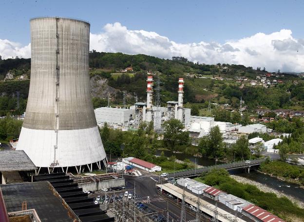 Las centrales térmicas cuadruplican su producción en un año marcado por la guerra europea del gas