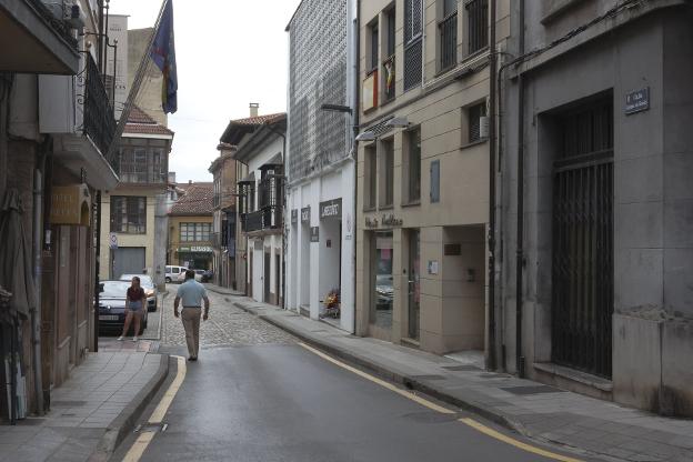 Grado da un impulso al casco histórico con la remodelación de dos calles adoquinadas