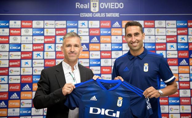 Tito abre la puerta: «Estamos abiertos a reforzar más, pero hay posiciones con hasta tres fichas»