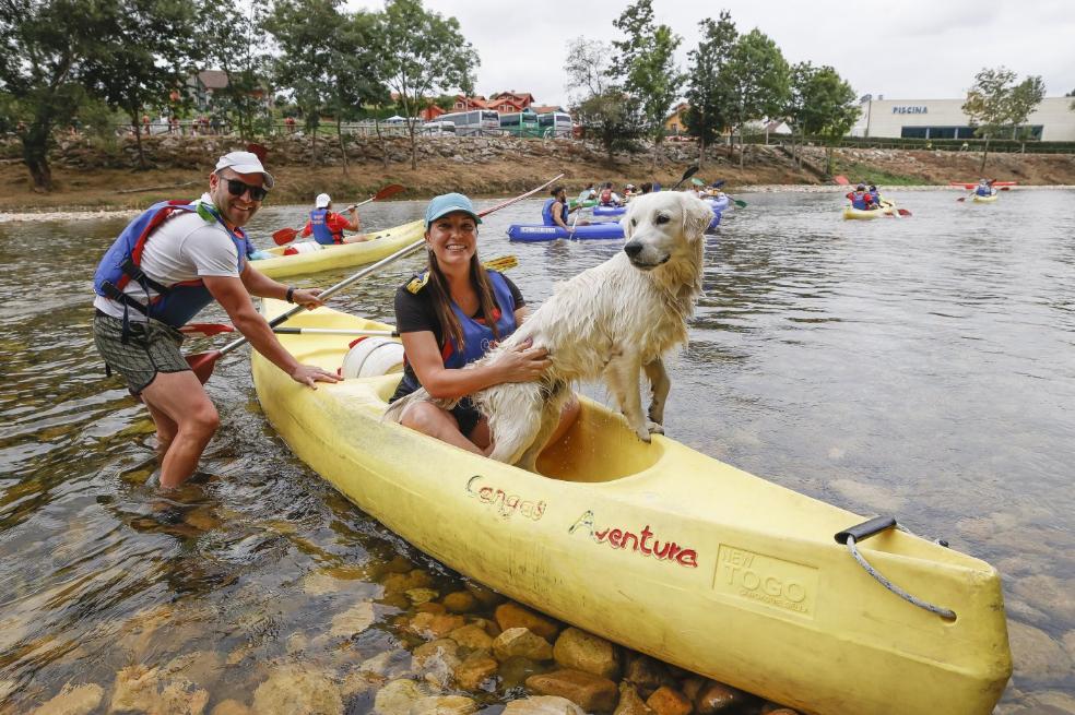 El río Sella, «a tope» de turistas de cara a su gran día