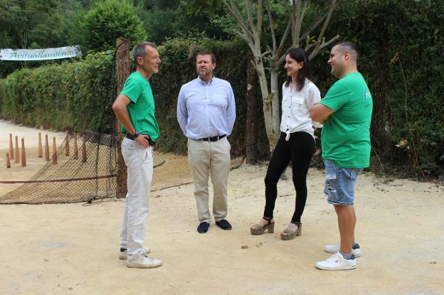 Los bolos regresan a Fresnedo ochenta años después