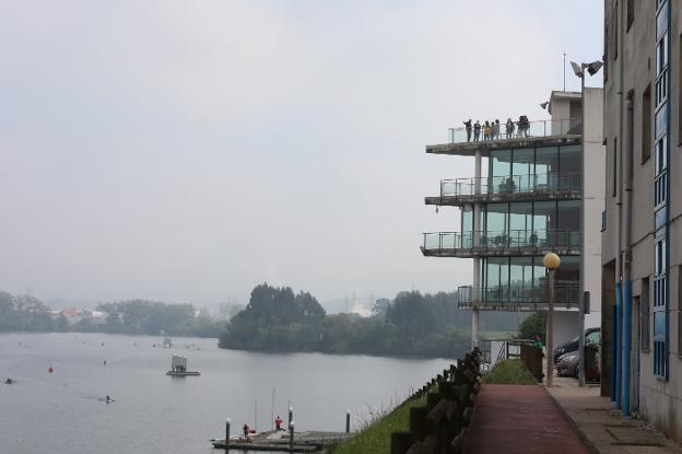 «Hemos perdido diez días de entrenamiento», denuncian los remeros alojados en Trasona